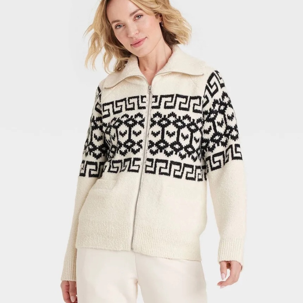 Universal Thread Cream and Black Patterned Zip Up Sweater